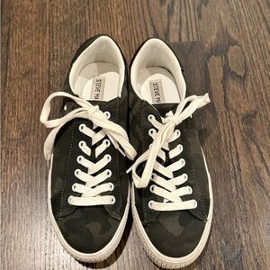 Steve Madden Olive Camouflage Sneakers